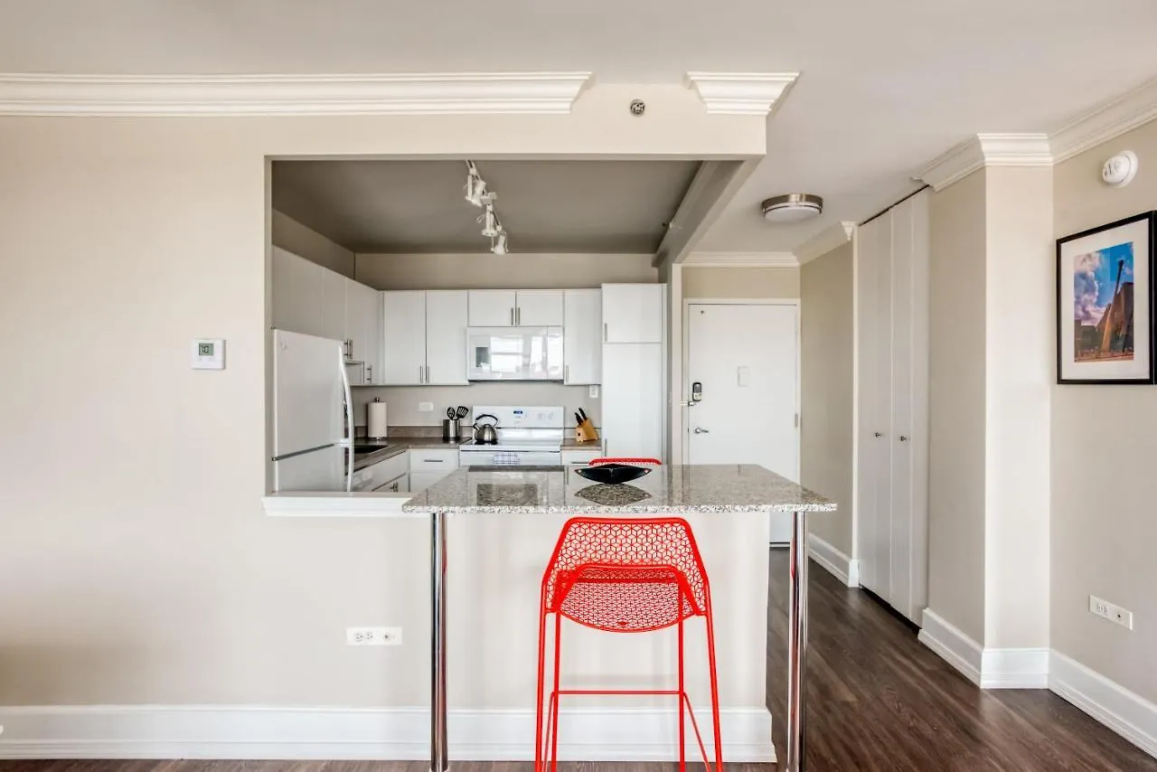 Cozysuites 800 Tower 1Br With Gym! 02 루이빌 아파트